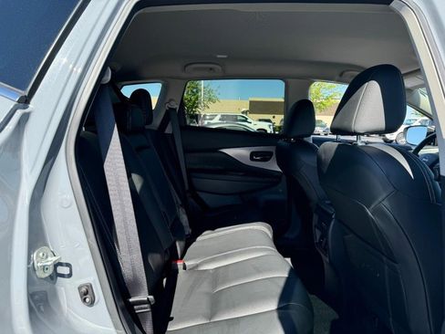 Used 2024 Nissan Murano SV w/ SV Midnight Edition Package image 9