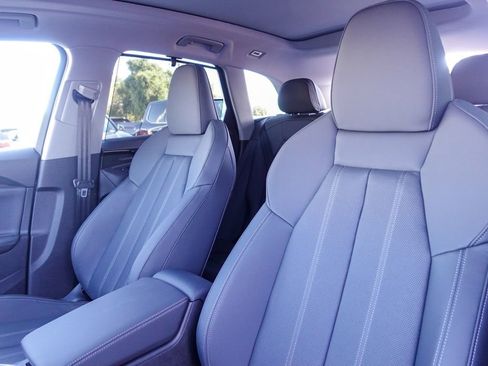 New 2025 Audi Q5 Prestige image 23