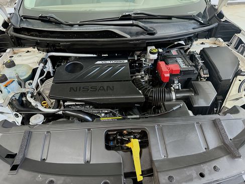 Used 2023 Nissan Rogue SV AWD/4WD image 33