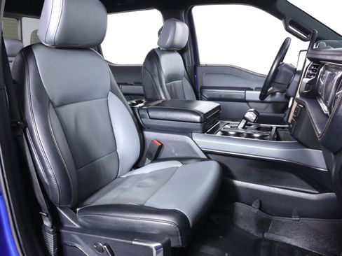 Used 2022 Ford F150 Lightning Lariat image 49