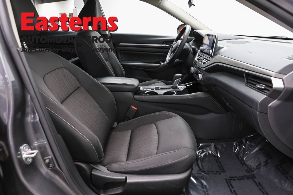 Used 2023 Nissan Altima 2.5 SV AWD/4WD image 25