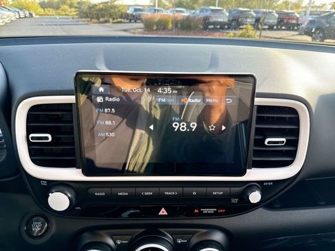 New 2026 Hyundai Venue SEL image 17