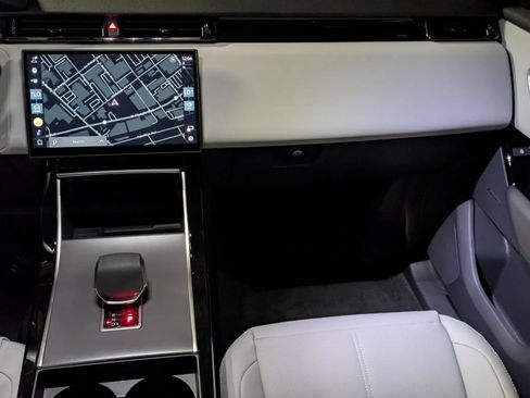 New 2026 Land Rover Range Rover Velar S AWD/4WD image 28