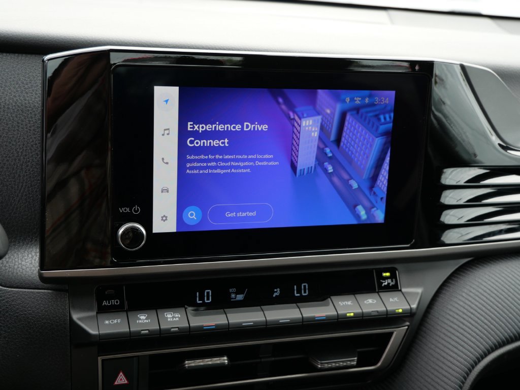 Certified 2025 Toyota Camry SE FWD image 21