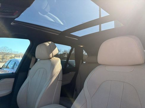 Used 2017 BMW X5 xDrive50i image 20