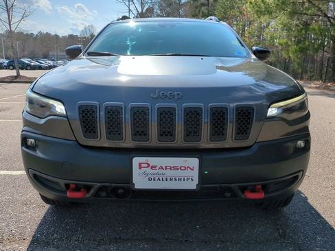 Used 2022 Jeep Cherokee Trailhawk w/ Sun, Sound & Nav Group image 9