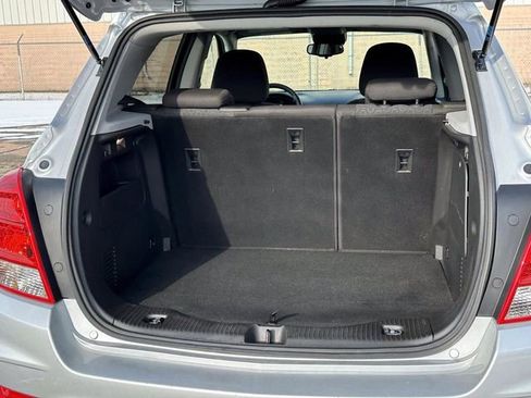 Used 2022 Chevrolet Trax LS w/ Tint and Cruise Package image 13