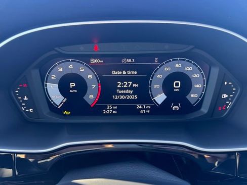 New 2025 Audi Q3 2.0T Premium image 10