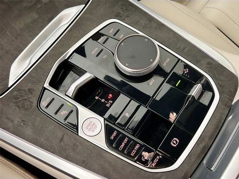 Certified 2024 BMW X7 M60i w/ M Sport Professional Package image 15