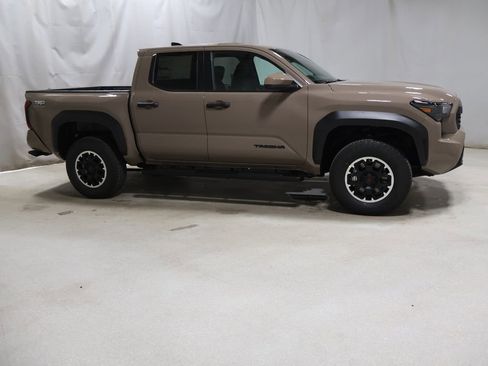 New 2026 Toyota Tacoma TRD Off-Road AWD/4WD image 6
