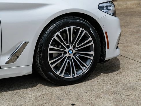 Used 2019 BMW 540i xDrive AWD/4WD image 53