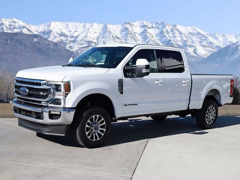 Used 2020 Ford F350 Lariat w/ Lariat Ultimate Package AWD/4WD image 2