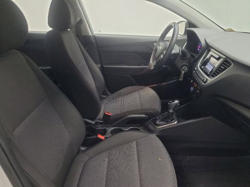 Used 2018 Hyundai Accent SE FWD image 21