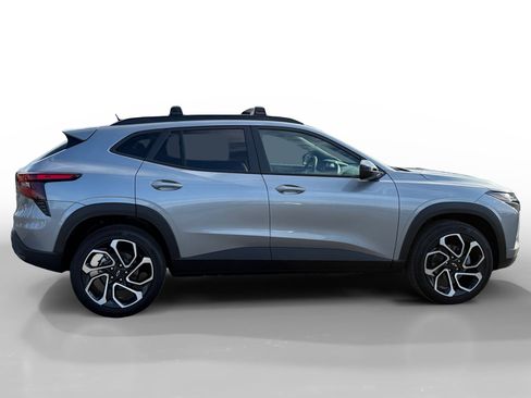 New 2026 Chevrolet Trax RS w/ Sunroof Package image 6