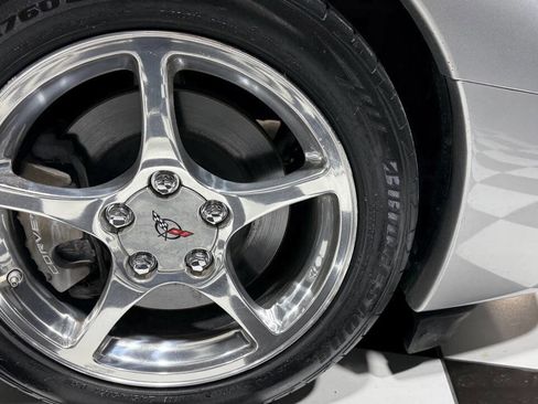 Used 2002 Chevrolet Corvette Convertible w/ Preferred Equipment Group2 image 25