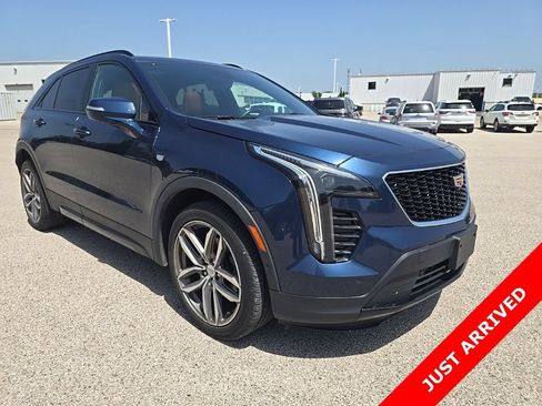 Used 2019 Cadillac XT4 Sport AWD/4WD image 2