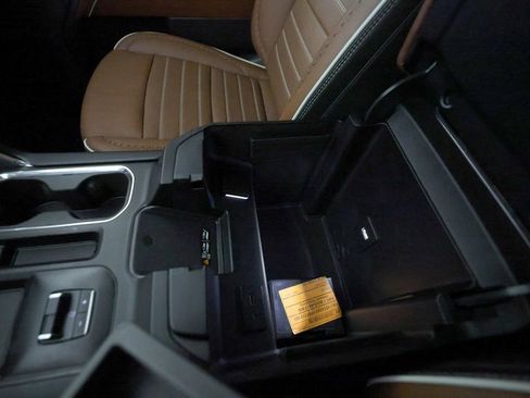 Used 2024 GMC Sierra 2500 Denali Ultimate image 42