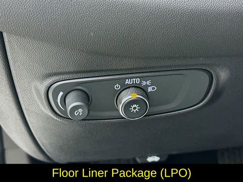 Used 2024 Chevrolet Equinox LS w/ LS Convenience Package FWD image 14