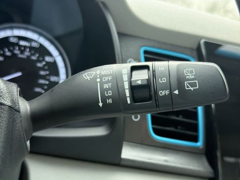 Used 2019 Kia Niro LX image 26