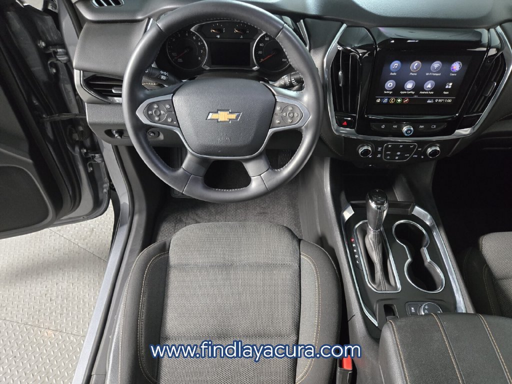 Used 2020 Chevrolet Traverse LT FWD image 17