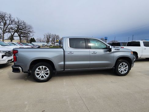 Used 2024 Chevrolet Silverado 1500 LTZ image 4