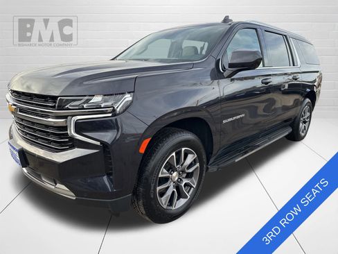 Used 2023 Chevrolet Suburban LT image 1