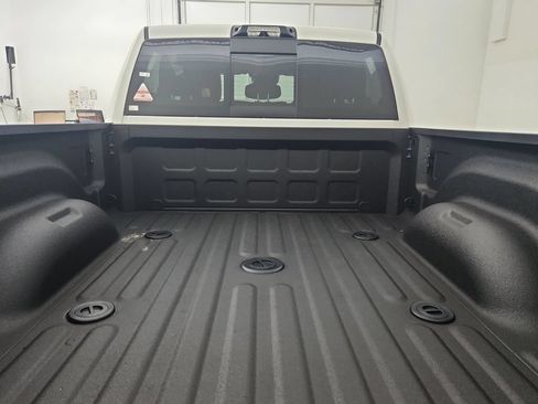 New 2026 RAM 2500 Laramie w/ Sport Appearance Package AWD/4WD image 30