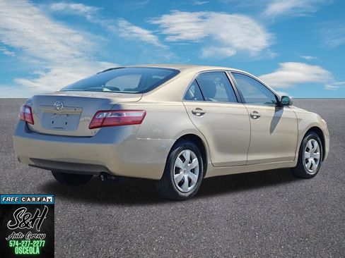 Used 2009 Toyota Camry LE FWD image 15