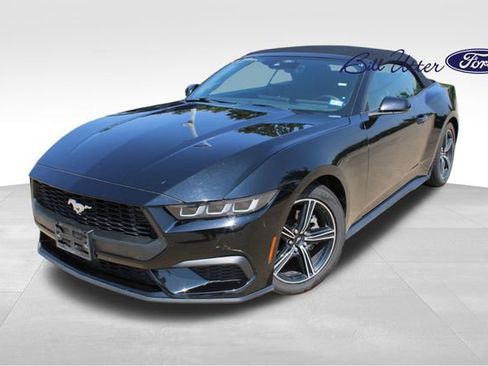Certified 2024 Ford Mustang Convertible image 10
