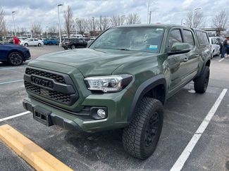 Used 2022 Toyota Tacoma TRD Off-Road video 2
