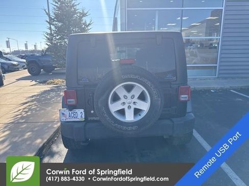 Used 2012 Jeep Wrangler Unlimited Sport image 6