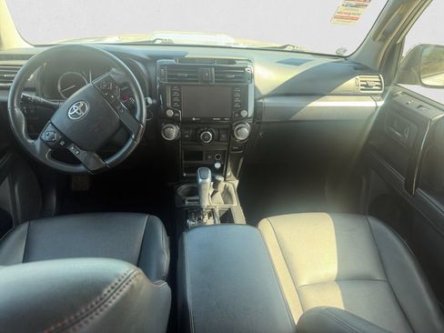 Used 2021 Toyota 4Runner TRD Off-Road Premium AWD/4WD image 10