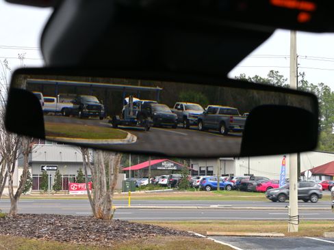 Used 2023 Chevrolet Colorado LT image 25