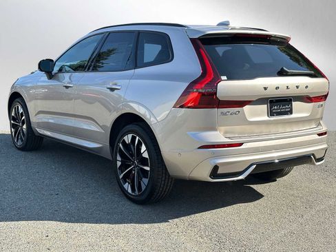 New 2026 Volvo XC60 B5 Plus w/ Protection Package Premier image 5