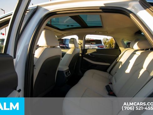Used 2023 Hyundai Sonata Limited image 11