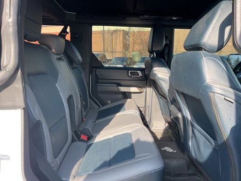 Used 2022 Ford Bronco Outer Banks image 14