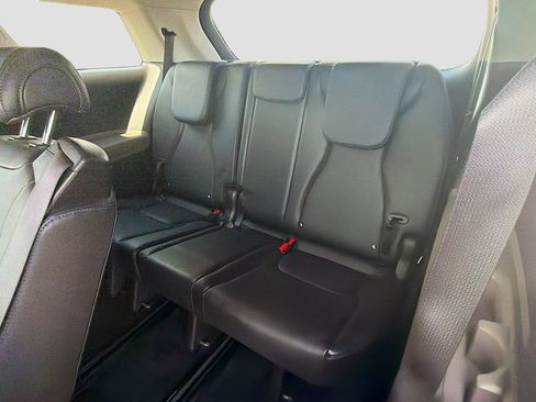 Used 2026 Kia Carnival FWD image 29