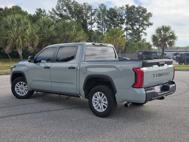 Used 2025 Toyota Tundra SR5 w/ SR5 Convenience Package AWD/4WD image 4