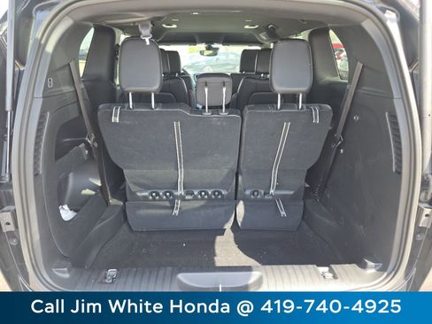 Used 2024 Chrysler Pacifica Touring-L w/ S Appearance Package image 14