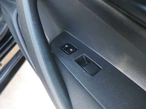 Used 2025 Toyota Corolla LE image 24