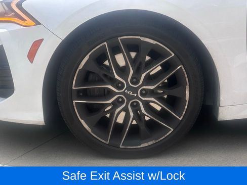 Used 2023 Kia K5 GT w/ GT1 Package FWD image 9