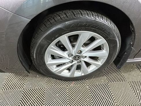 Used 2024 Toyota Camry SE FWD image 10