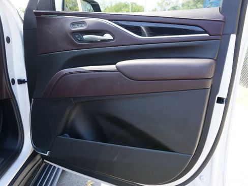 Used 2023 Cadillac Escalade V w/ LPO, Floor Liner Package image 68