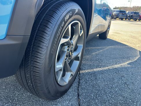 New 2026 Chevrolet Trax LT w/ Sunroof Package image 6