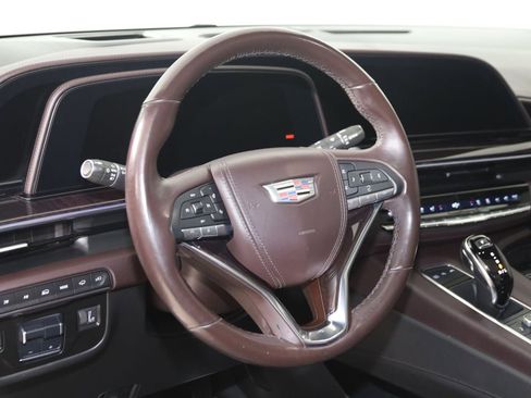 Used 2021 Cadillac Escalade ESV Sport Platinum w/ LPO, ONYX Package AWD/4WD image 7