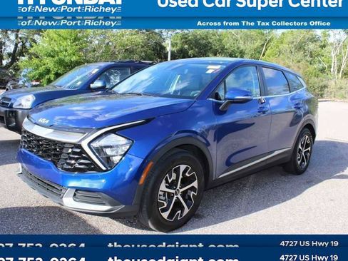 Used 2023 Kia Sportage EX image 1