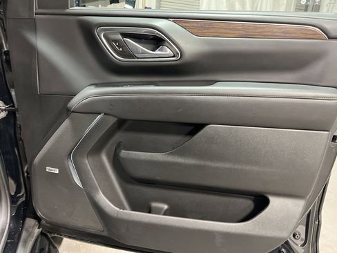 Used 2024 Chevrolet Tahoe Premier image 13