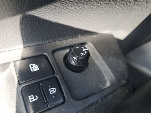 Used 2025 Toyota Corolla LE FWD image 24