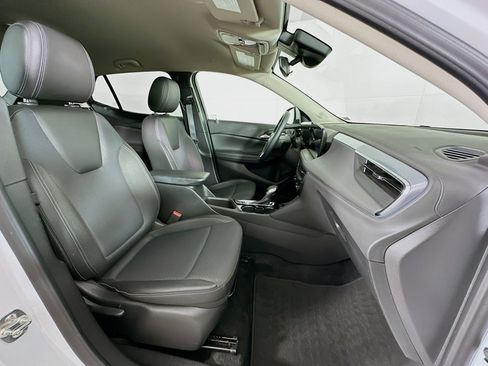 Used 2025 Buick Encore GX Preferred image 31