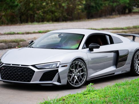 Used 2022 Audi R8 V10 performance image 3
